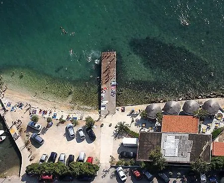 Beachfront House With Private Heated Jacuzzi And Garden * Zadar